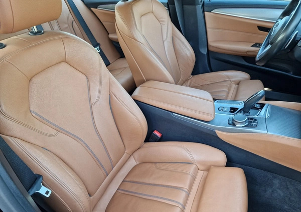 BMW Seria 5 cena 193400 przebieg: 80000, rok produkcji 2020 z Szczecin małe 781